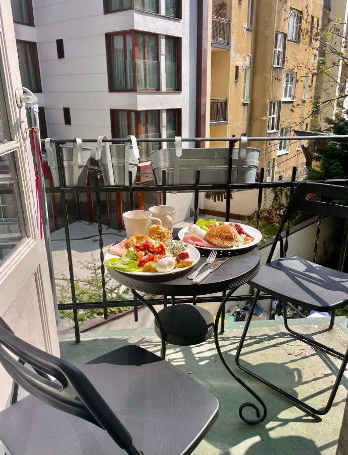 Old Town Krakow! Amazing Location & Character Appartement Buitenkant foto